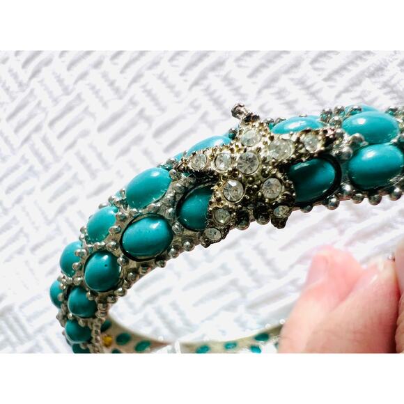 Vintage Turquoise Cabochon Starfish Rhinestone Hinged Bangle Bracelet 2.25” - Picture 3 of 10